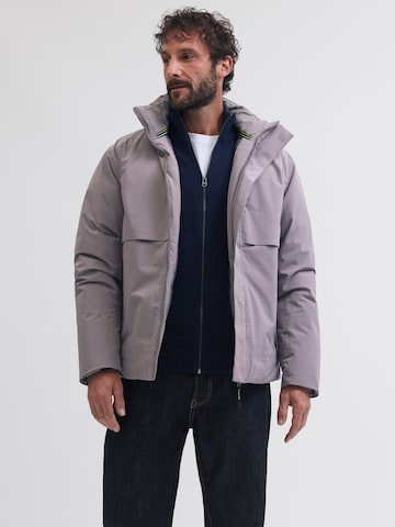 Portland Outerwear Company Tussenjas in Grijs: voorkant