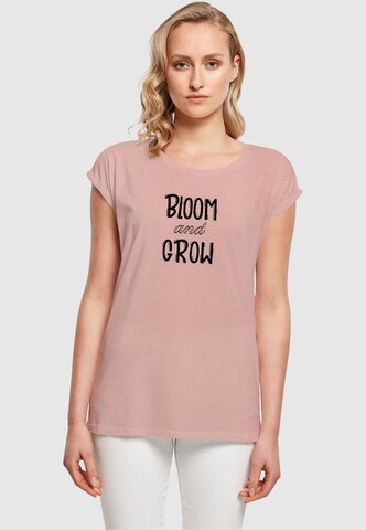 T-shirt 'Spring - Bloom And Grow' Merchcode en rose : devant