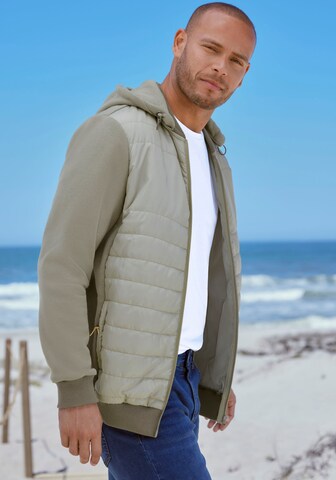 Veste mi-saison H.I.S en vert : devant