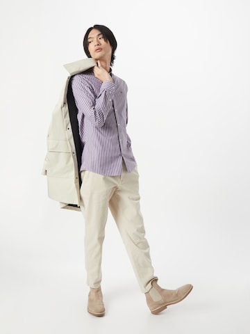 purpurinė SCOTCH & SODA Standartinis modelis Marškiniai 'Essential'