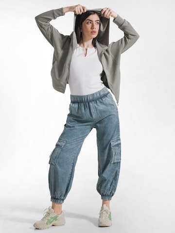 Tapered Pantaloni cargo di DEHA in blu