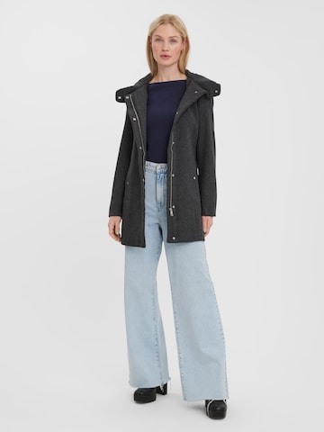 VERO MODA Between-Seasons Coat in Grey