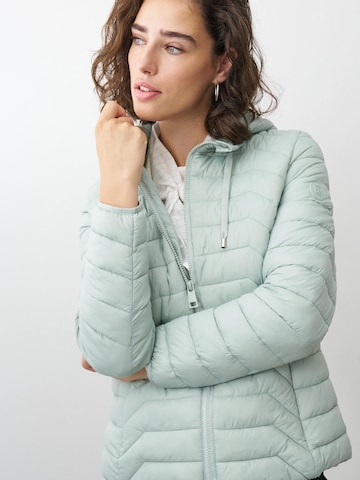 ONUA Between-Season Jacket 'Urban' in Green