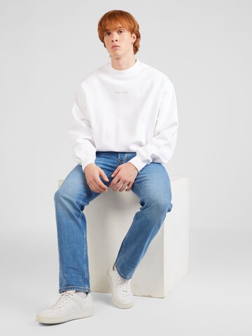 Tommy Jeans Sweatshirt 'CLASSICS' in White