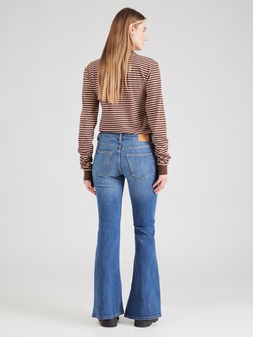 Monki Flared Jeans in Blue