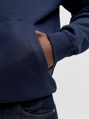 Sweat-shirt JACK & JONES en bleu