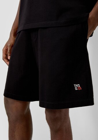 QS Regular Shorts in Schwarz