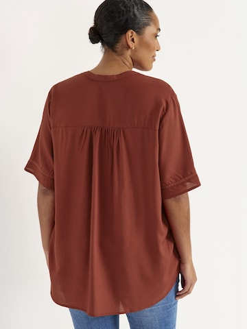 Cellbes of Sweden Tunic in Red