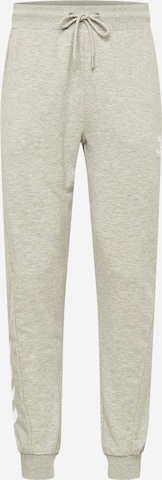 Hummel Tapered Sportbroek in Grijs: voorkant