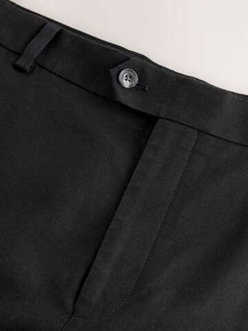 Next Slimfit Hose in Schwarz