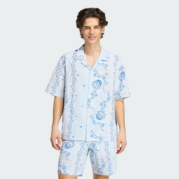 Fit confort Chemise 'Resort' ADIDAS ORIGINALS en bleu : devant