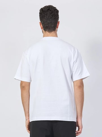 VANS - Camiseta en blanco