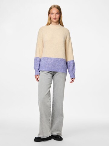 Pullover 'PCIvy' di PIECES in grigio