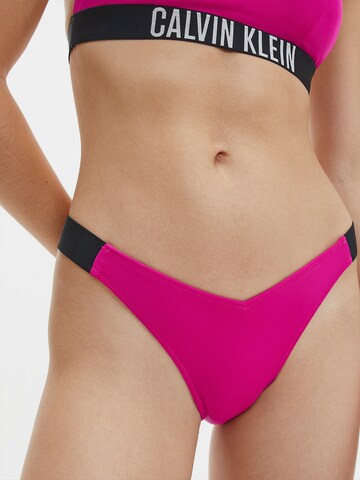 Calvin Klein Swimwear Regular Bikinibroek in Roze