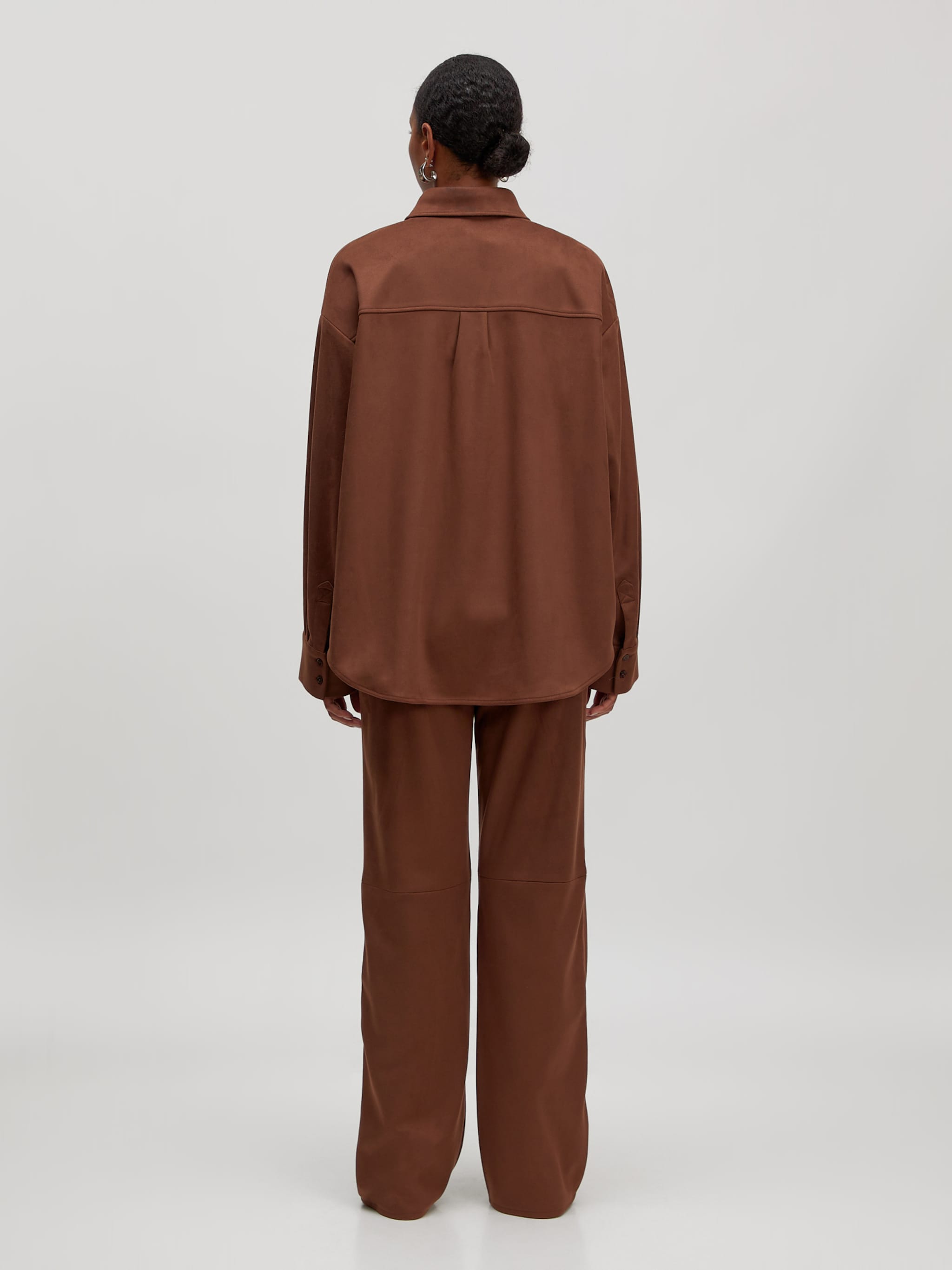 EDITED Producten Blouse 'Chadia' Donkerbruin