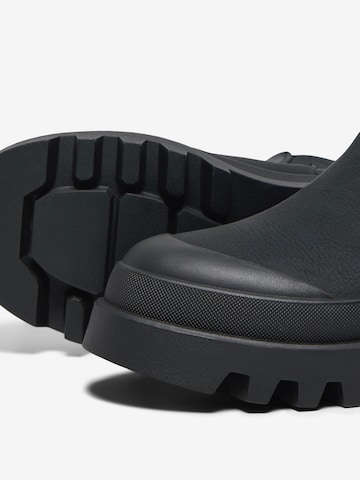 ONLY Chelsea boots 'ONLBUZZ-5' in Black