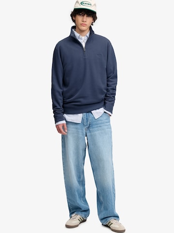 Sweat-shirt 'ESSENTIAL' Superdry & Co en bleu