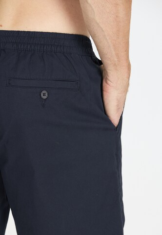 NOU Regular Shorts 'Helvetia' in Blau