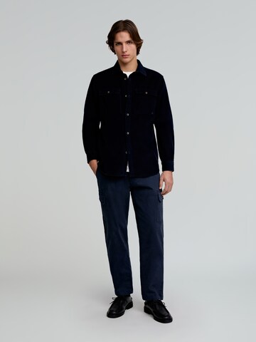 regular Pantaloni cargo di Scalpers in blu: frontale