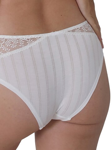 sassa Boyshorts 'Natural Stripe' in Beige