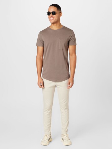 JACK & JONES - Camiseta 'NOA' en marrón