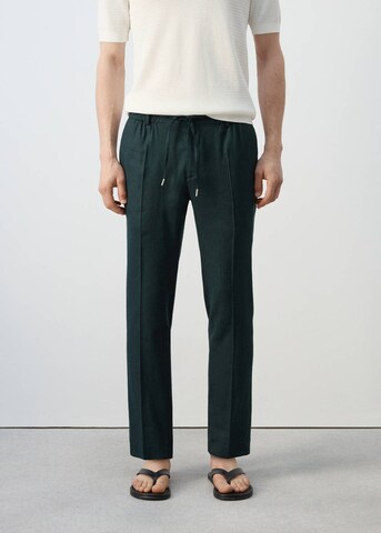 MANGO MAN Slim fit Pants in Green: front