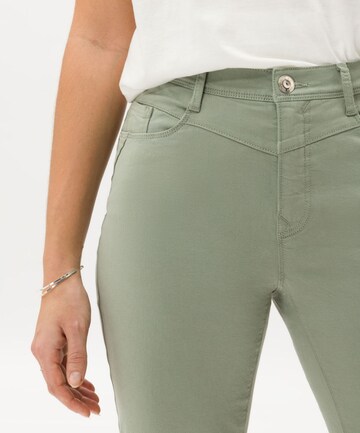 BRAX Slimfit Jeans 'MARY' in Grün
