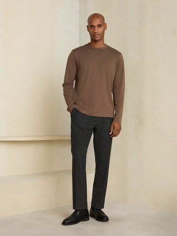 Next Bluser & t-shirts 'Supima®' i brun: forside