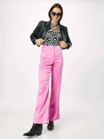 Bootcut Pantaloni 'MASJA' di PIECES in rosa