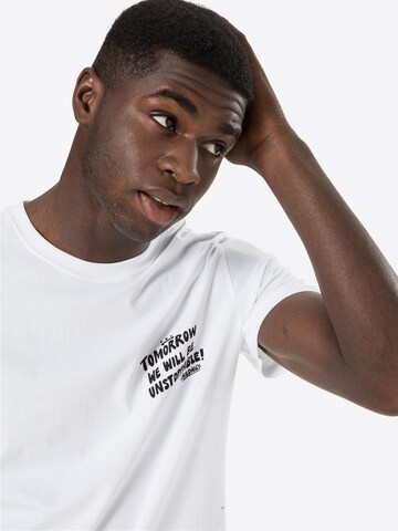 T-Shirt 'Not To Stop' Iriedaily en blanc