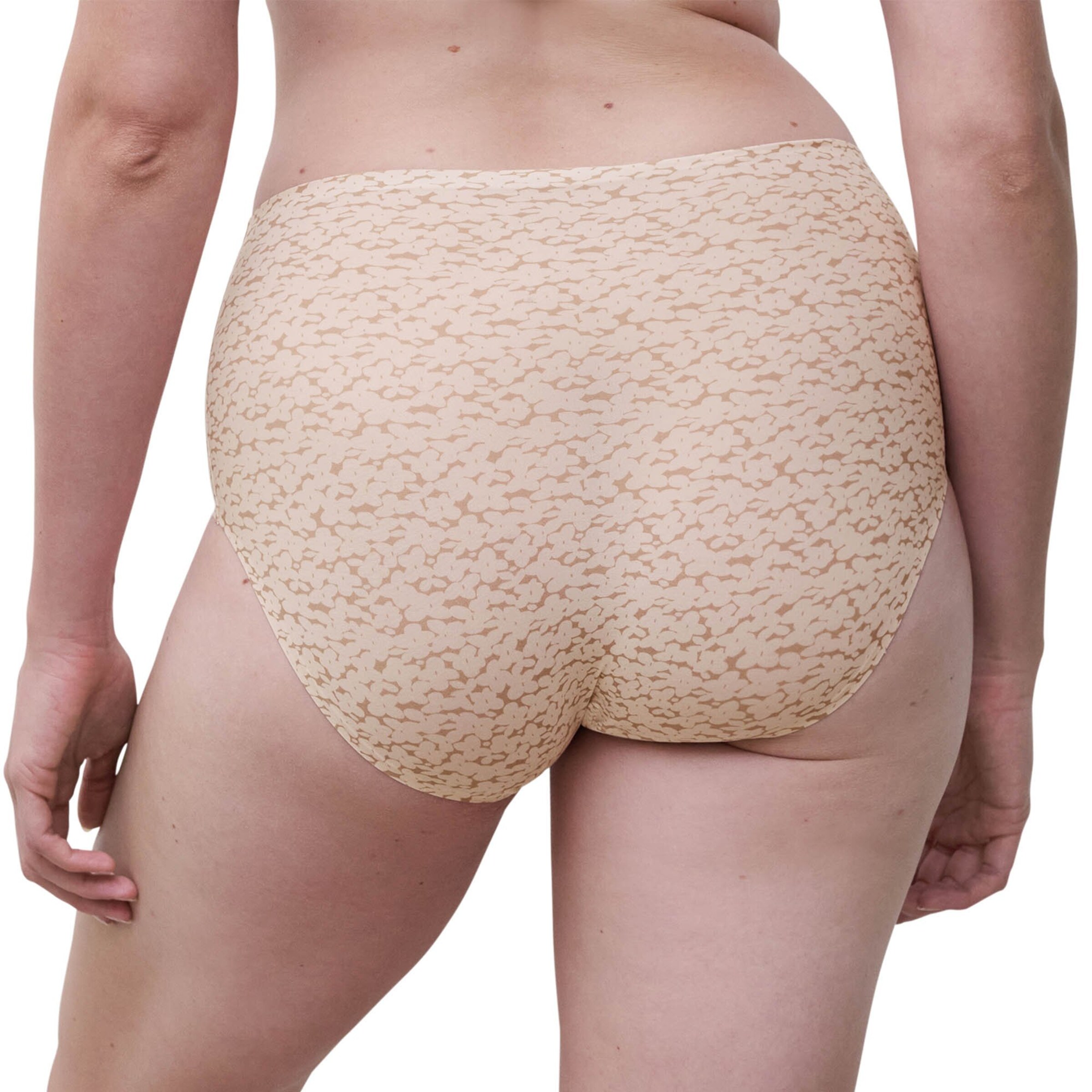 Chantelle Slip in Beige