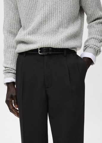 MANGO MAN Regular Pleated Pants 'Milo' in Black