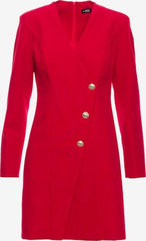 made of emotion - Vestido en rojo: frente