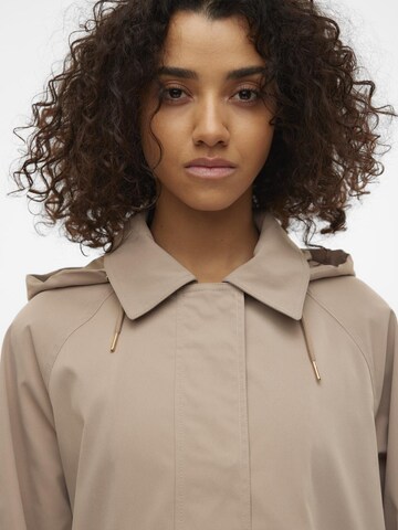 VERO MODA Övergångsparkas 'Chelseasif' i beige