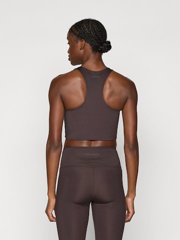 Girlfriend Collective - Bustier Sujetador deportivo 'Paloma' en marrón