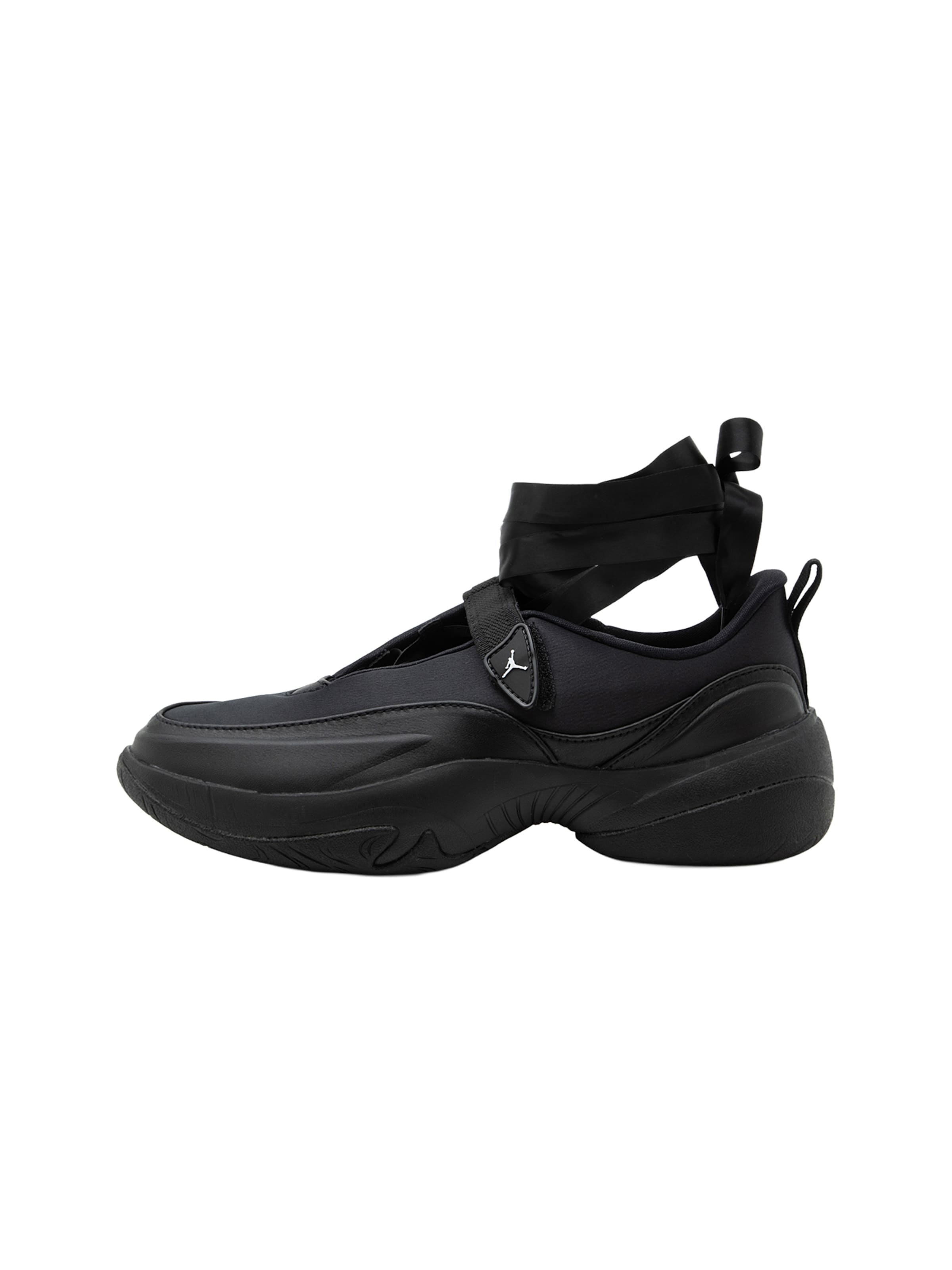 Jordan Sneakers in Black: front