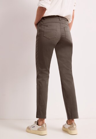 STREET ONE Slimfit Hose in Braun