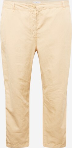 Coupe slim Pantalon chino Tommy Hilfiger Curve en beige : devant