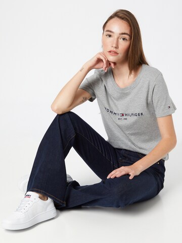 TOMMY HILFIGER Tričko - Sivá