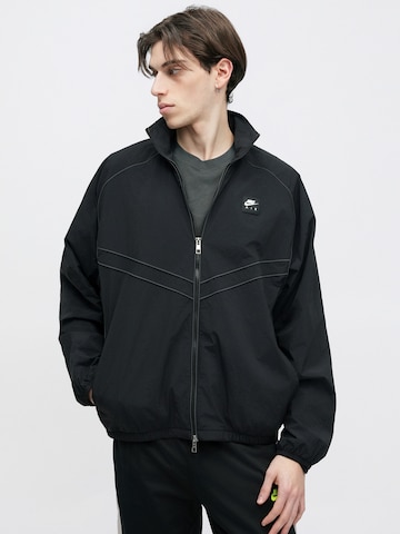 Veste mi-saison 'AIR' Nike Sportswear en noir