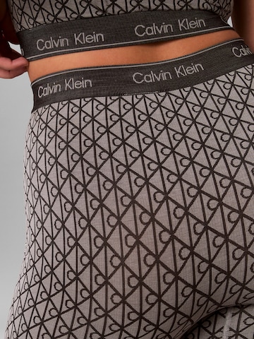 Pantalon modelant Calvin Klein en gris