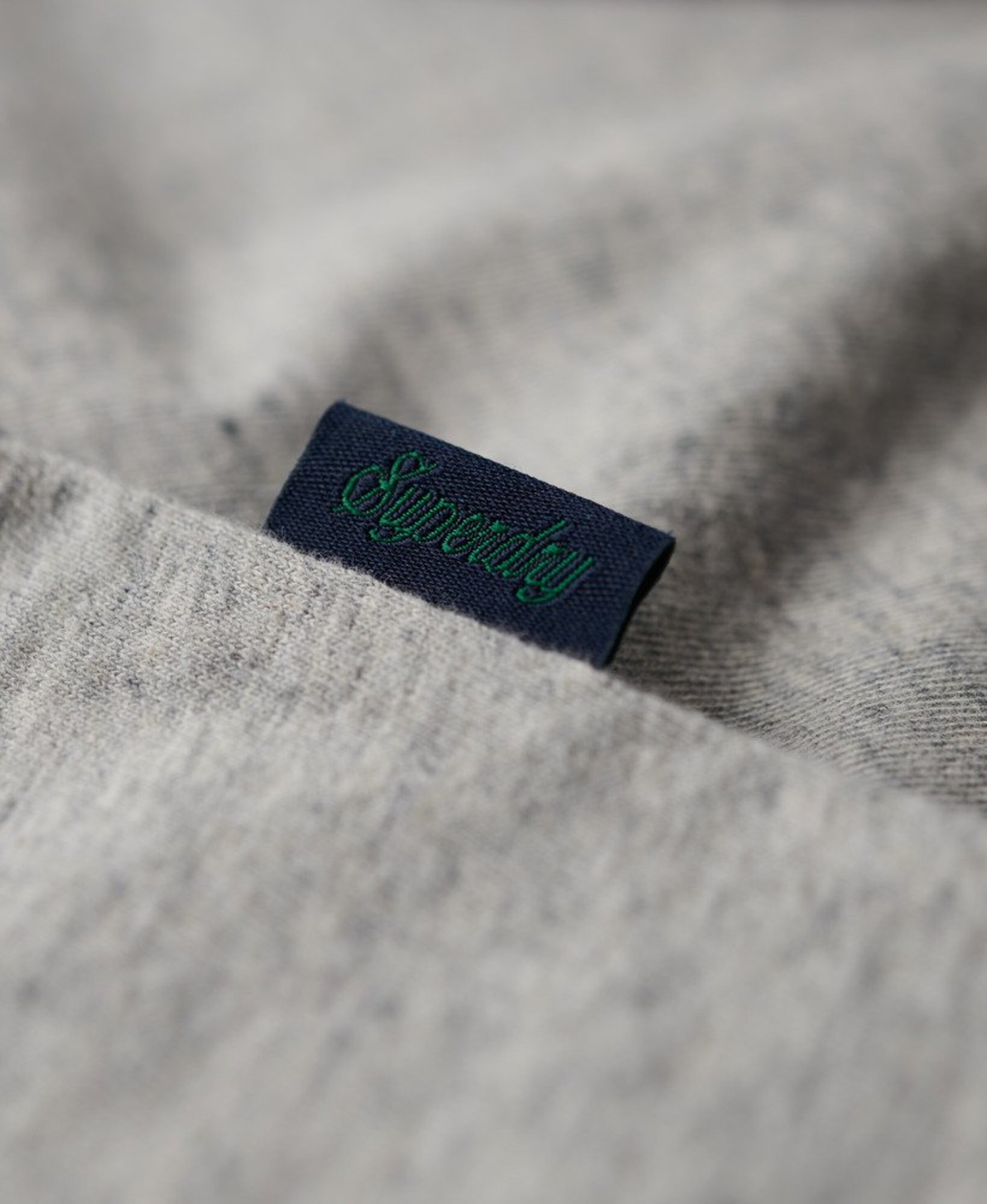 T-Shirt Superdry en gris