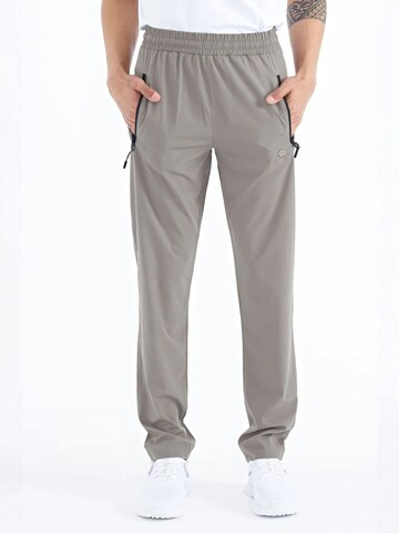 Tommy Life Regular Sportbroek in Grijs