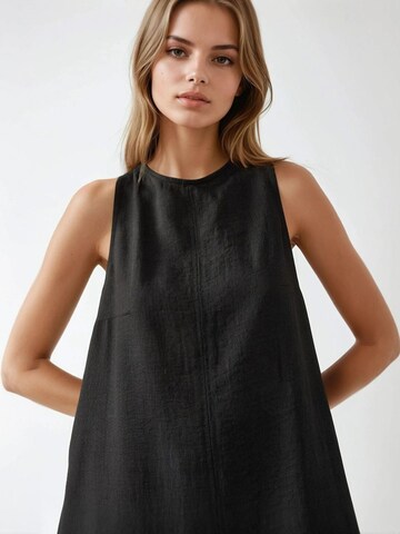Hiccup Dress in Black