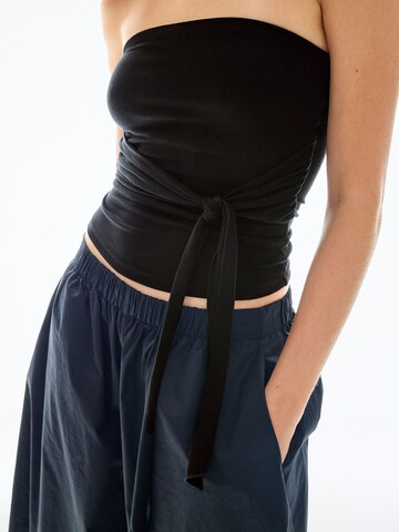 Bershka Top – černá