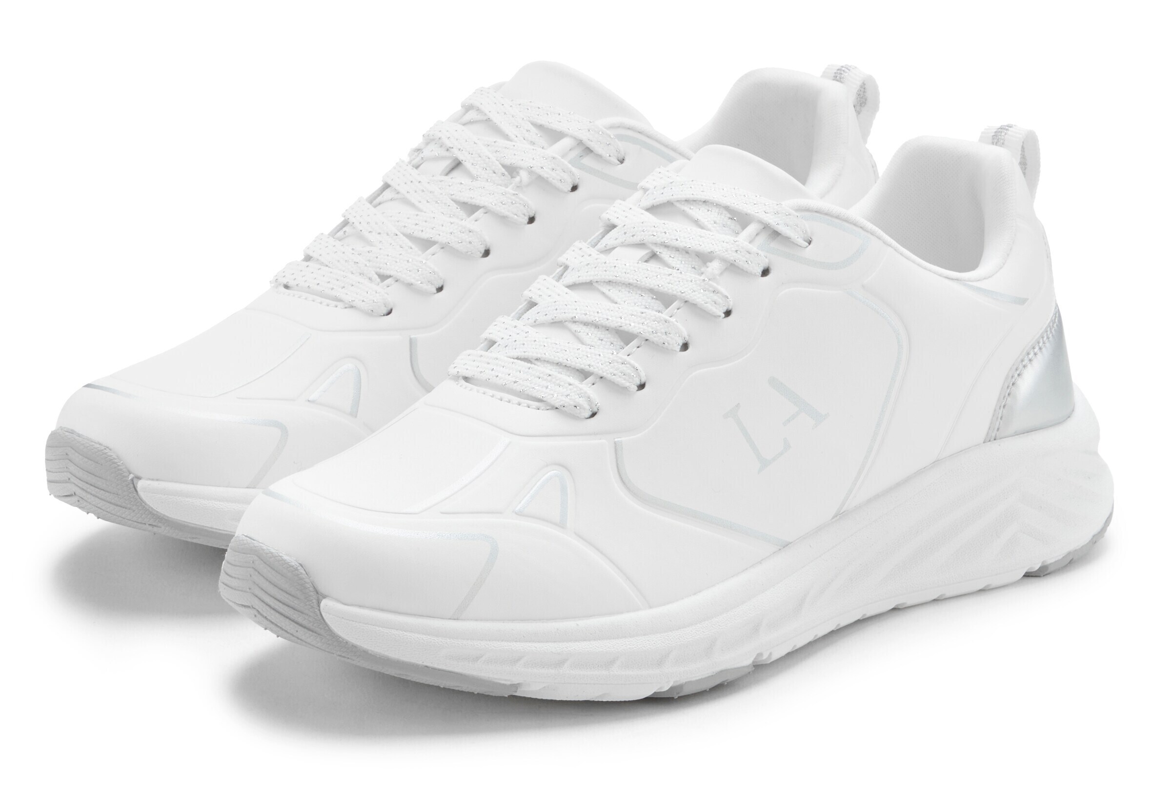 Baskets basses LASCANA en blanc