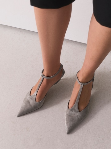 Escarpins à bride arrière 'Forever Comfort' Next en gris