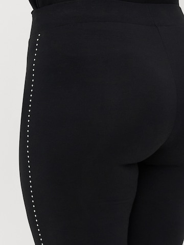 ONLY Carmakoma - Skinny Leggings 'CARZONE' en negro