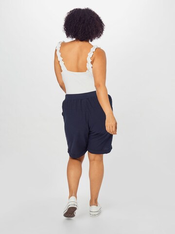 KAFFE CURVE Regular Shorts 'Nana' in Blau