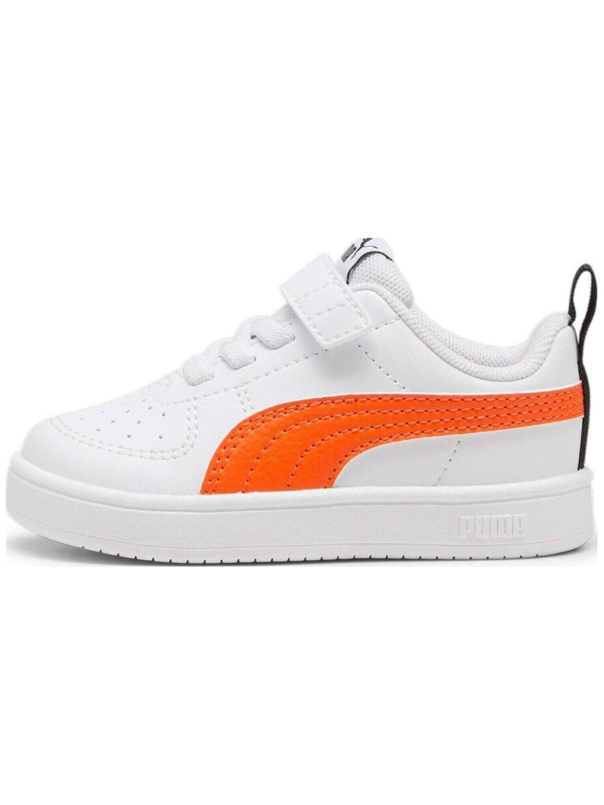 PUMA - Zapatillas deportivas 'Rickie' en blanco: frente